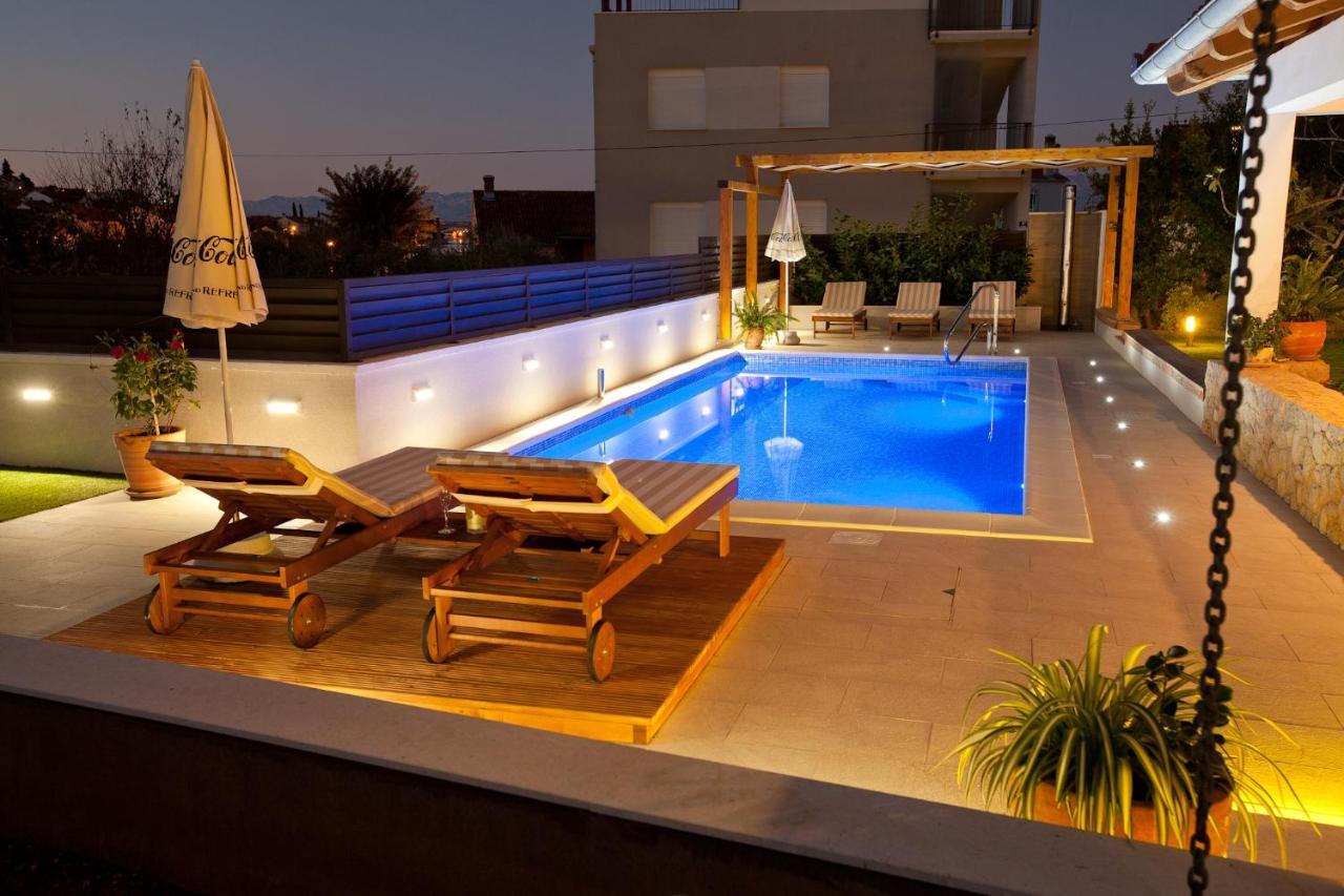 Apartments Guc Preko Exterior photo